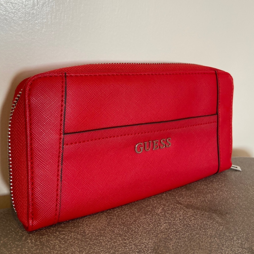 Guess Wallet